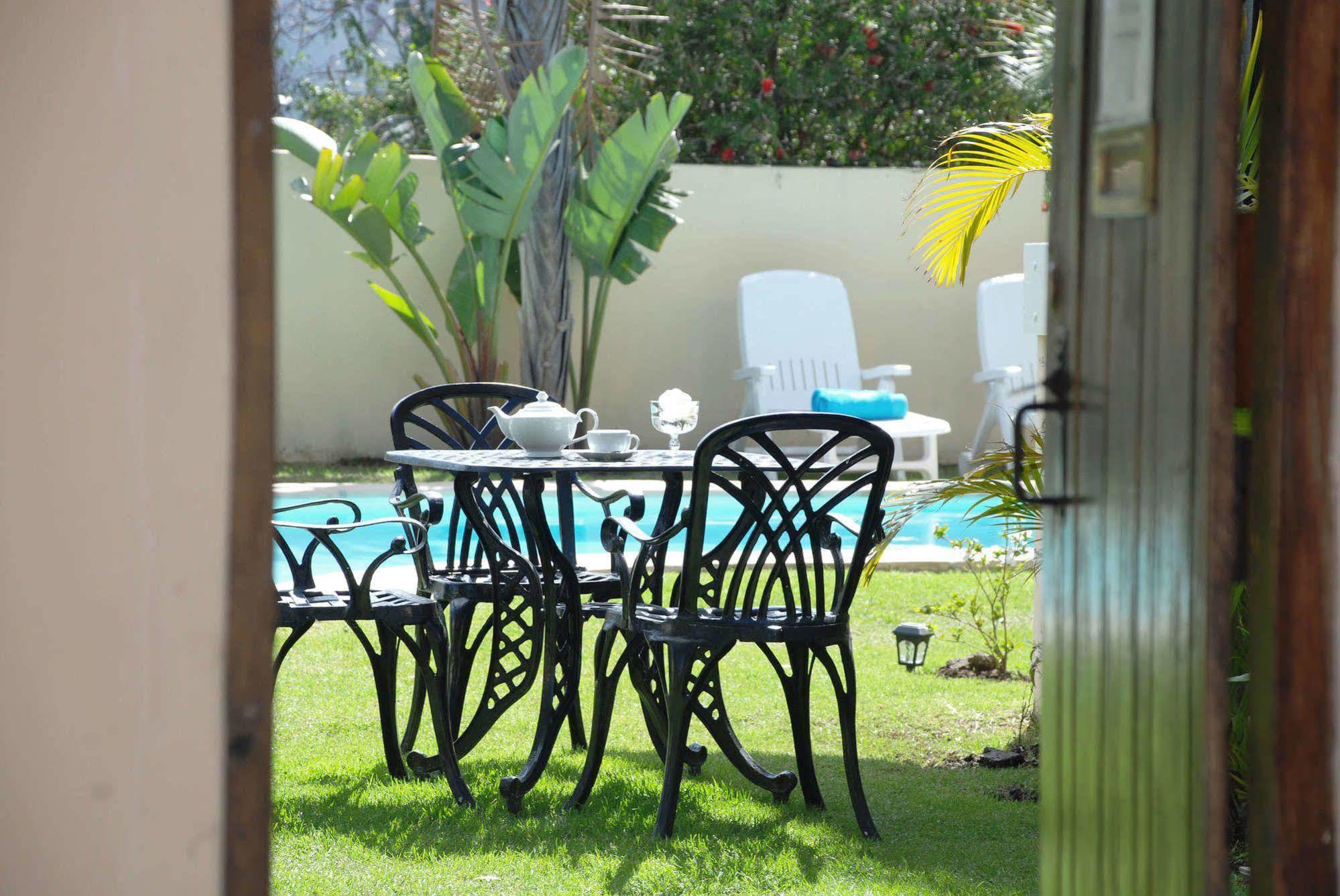 Mandalay Guest House Плеттенберг-Бей Экстерьер фото